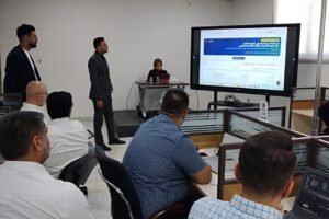 انطلاق دورة تدريبية بعنوان “البحث العلمي الذكي: توظيف أدوات الذكاء الاصطناعي في البحث والتحليل المهني”